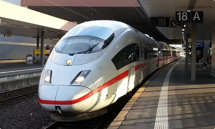 Transporte ferrovi&aacute;rio